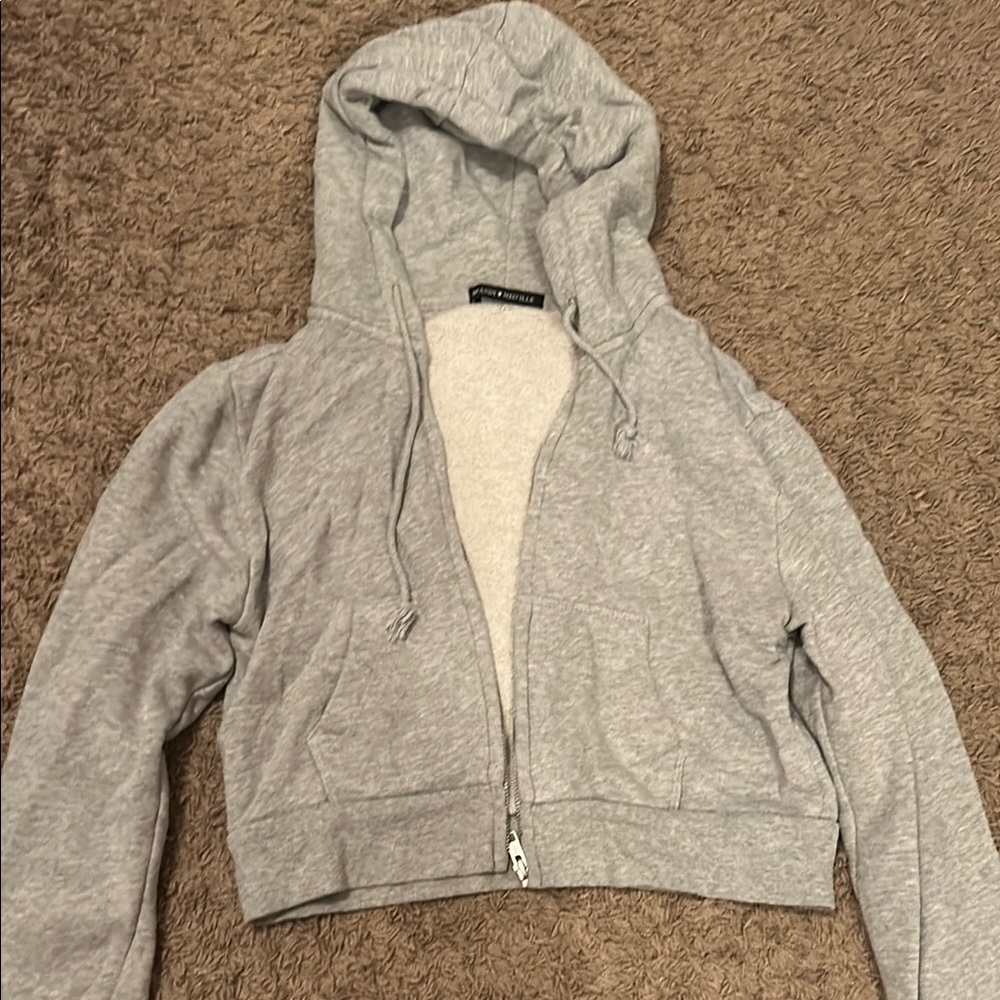 Brandy Melville Gray Boxy Crop Hoodie